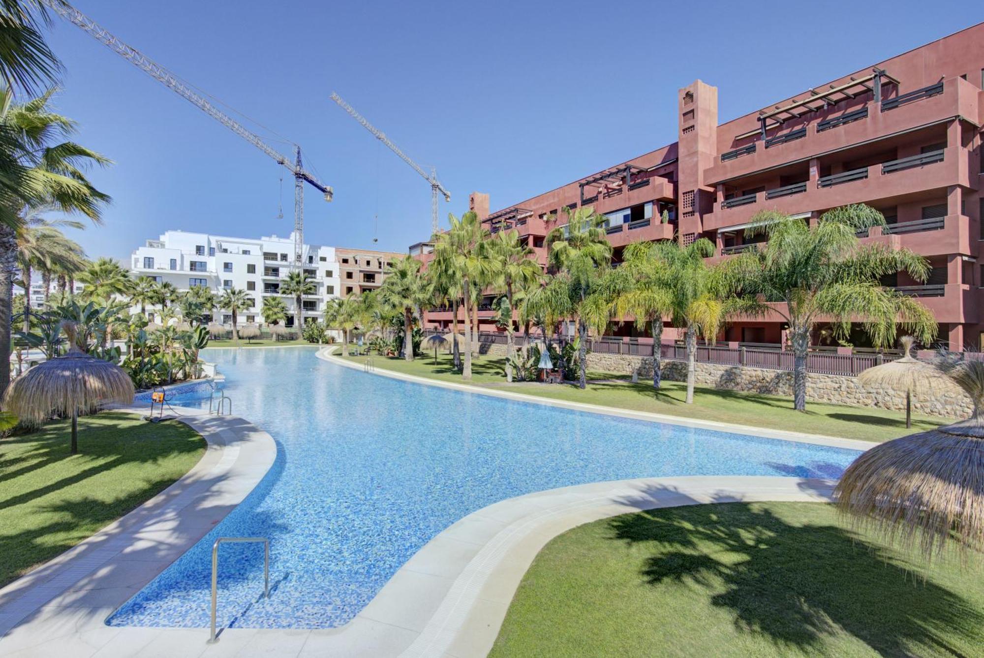 Comeback Me & Mrs Jones Motril Exterior foto
