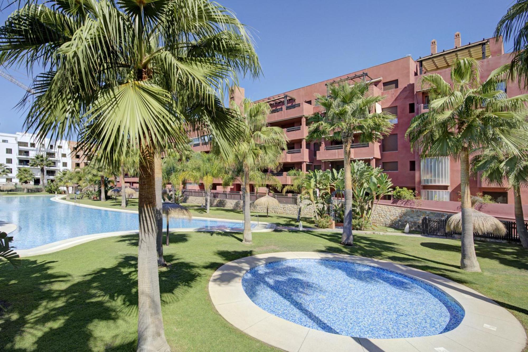 Comeback Me & Mrs Jones Motril Exterior foto