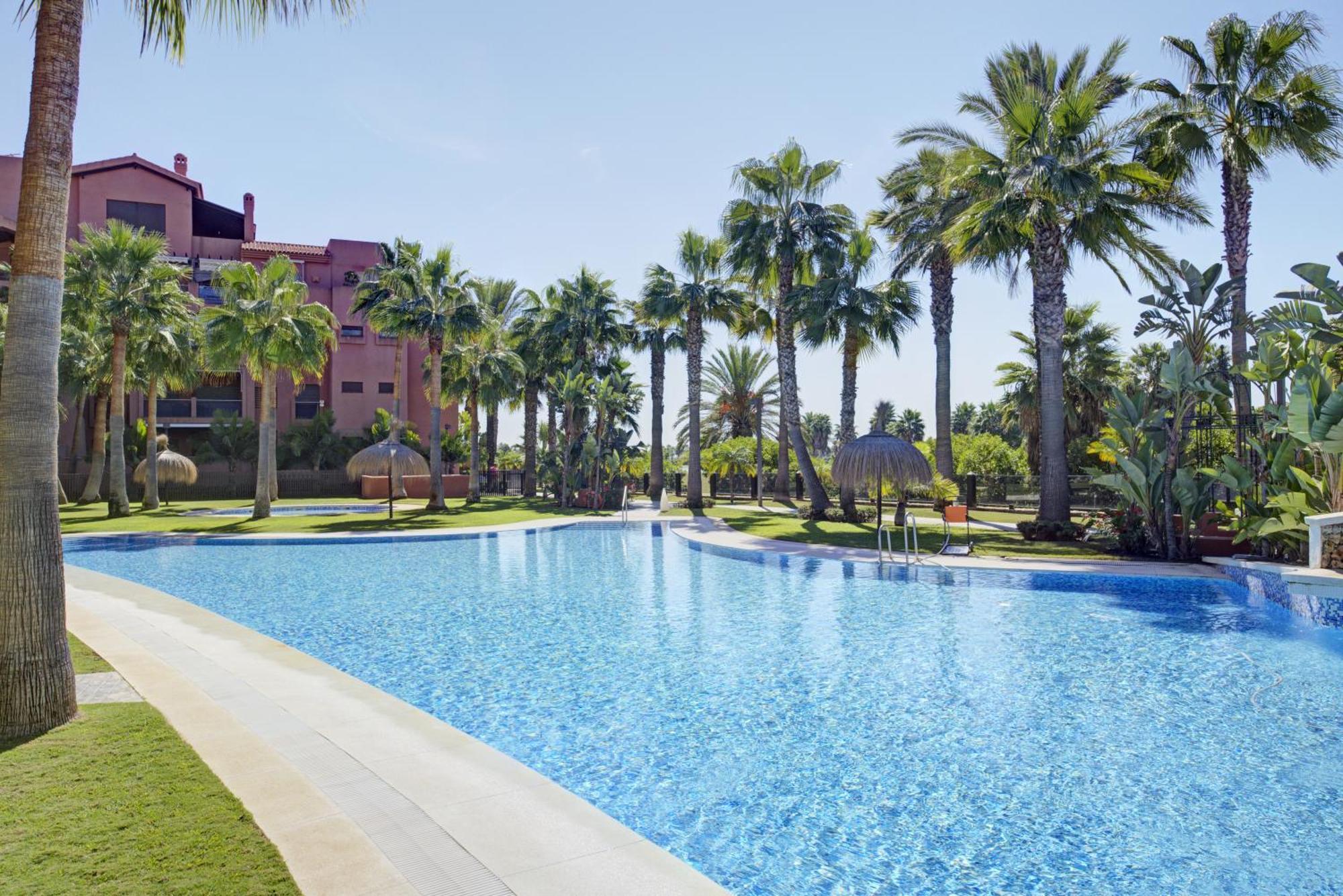 Comeback Me & Mrs Jones Motril Exterior foto